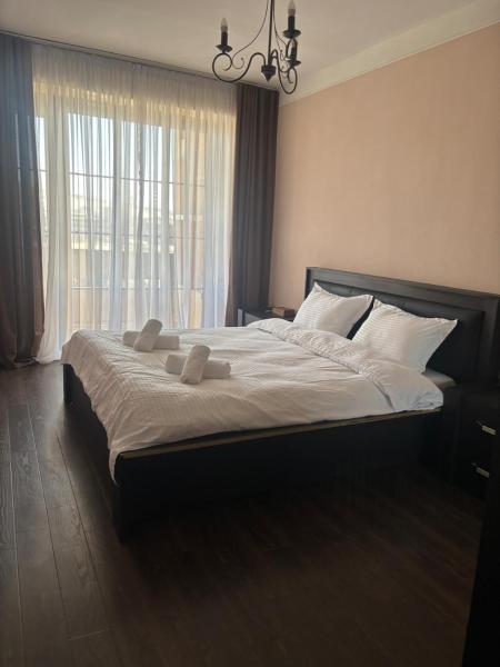 Your Cozy Home in Center, Boek  Jerevan Hotels met Parkeerplaats, Parkeren