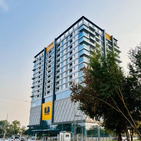 ELYSIUM TOWER Modern & Luxury Apartments Overlooking Centaurus Mall Islamabad, Boek Appartement Islamabad Pakistan