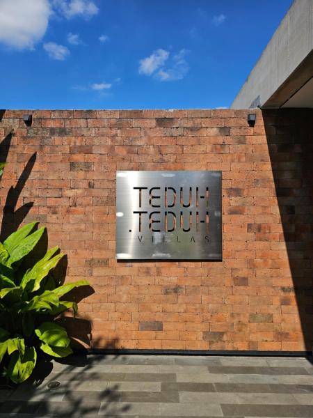 Teduh Teduh Villa Pakem, Boek  Bedoyo Yogyakarta