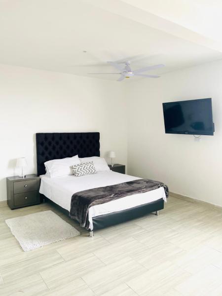 APARTAESTUDIOS INDEPENDIENTES CASA MIRAFLORES g, Boek  Cali Cauca
