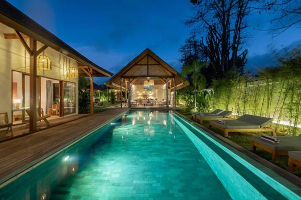 Villa Pantai - A heaven of serenity in the heart of Bingin, Boek  Bali Hotels met een Zwembad, Zwembad