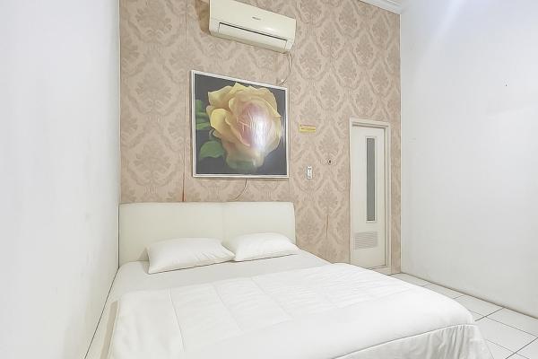 Alza 2 Cianjur Mitra RedDoorz, Boek Hotel Cianjur Hotels met Parkeerplaats, Parkeren