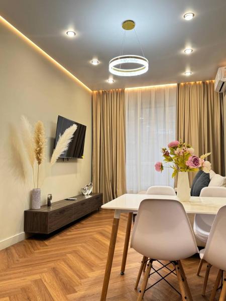 Центр города 2 room meridian apartments super new modern, Boek Appartement Alma-Ata Kazachstan