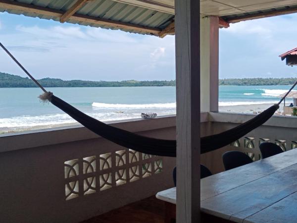 Sanali surf stay, Boek  Lagudri 