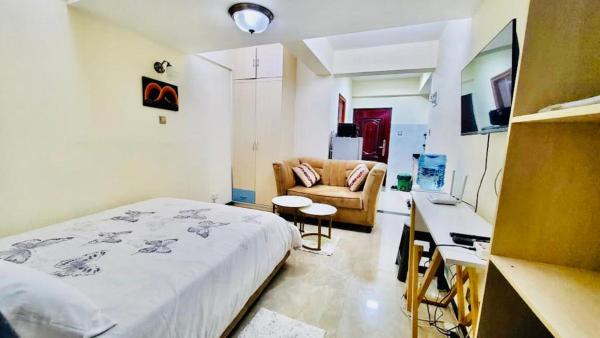 luxurious fully furnished two bedroom apartment with amazing city views heated swimming pool fully equipped gym with a child play area and ample parking space, Boek  Nairobi Rwanda