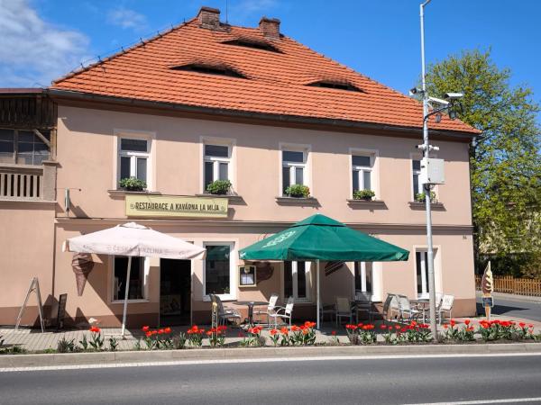 Penzion LaMija Jesenice u Rakovníka, Boek  Rakovník 