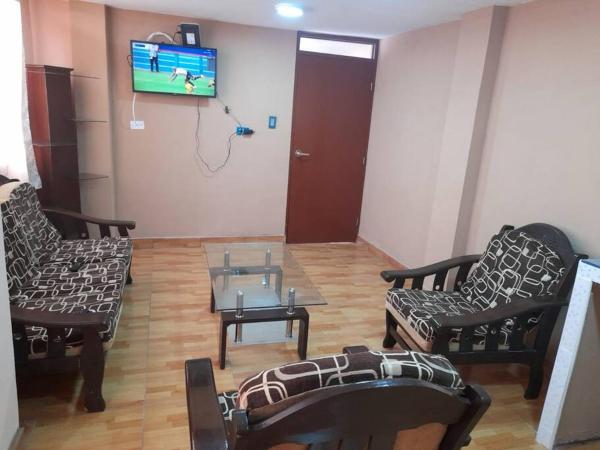 402 Comfy Apt WiFi kitchen SmartTV Central at Callao, Boek  Callao 