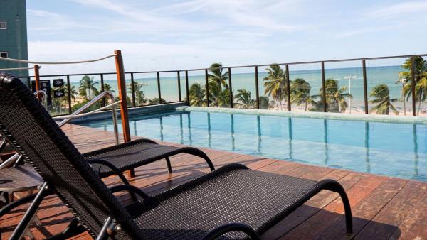infinity at the sea hotel beira mar com cozinha equipada cabo branco, Boek  Hotels in Bahia met zwembad, Zwembad