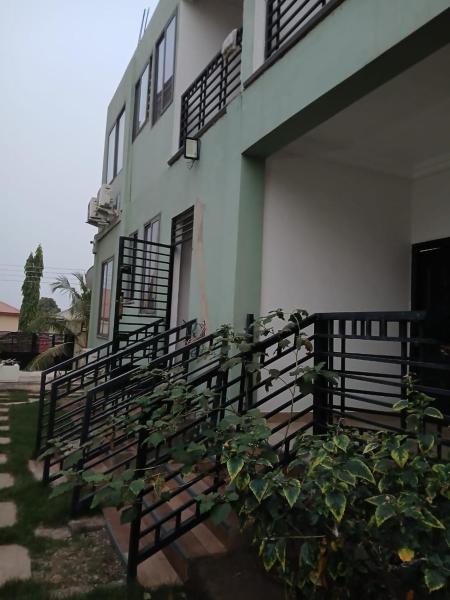 The Dome Apartment 1, Boek Appartement Kumasi Ghana