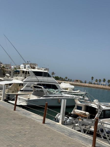 Villa La Mer Sifah, Boek  Muscat Hotels met Parkeerplaats, Parkeren