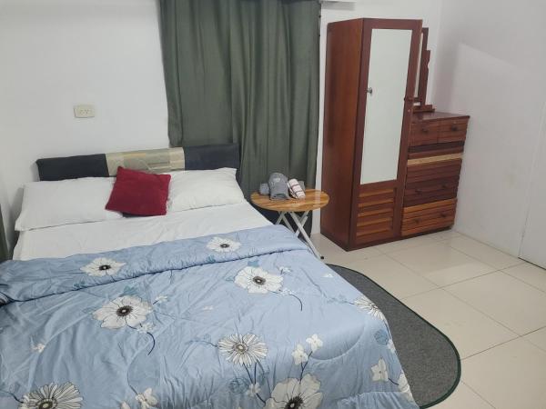 Shalom Home Stay, Boek  Nadi Vit Levu