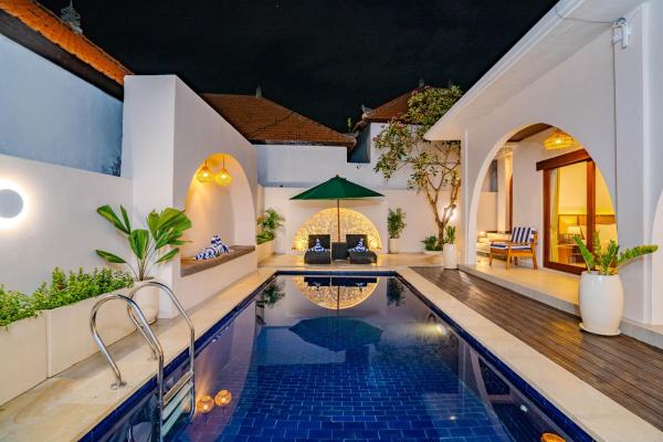 Nara Segara Canggu Villa, Boek  Bali Hotels met een Zwembad, Zwembad
