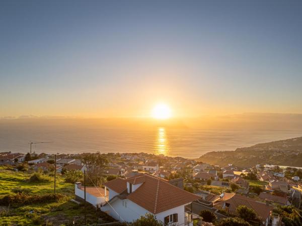 Villa Mirage - by Madeira To Stay, Boek  Madeira Hotels met Parkeerplaats, Parkeren