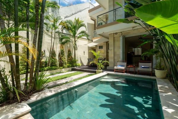 Prime Location Seminyak 3BR Pool Villa, Boek  Bali Hotels met een Zwembad, Zwembad