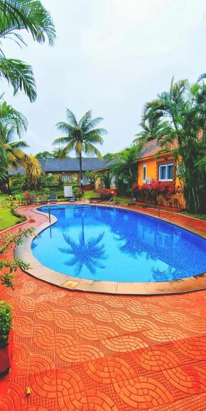 Sana Villas & Resort Anjuna Beach Goa \"Premium Luxury Villa with Pool\", Boek  Goa Hotels met Parkeerplaats, Parkeren