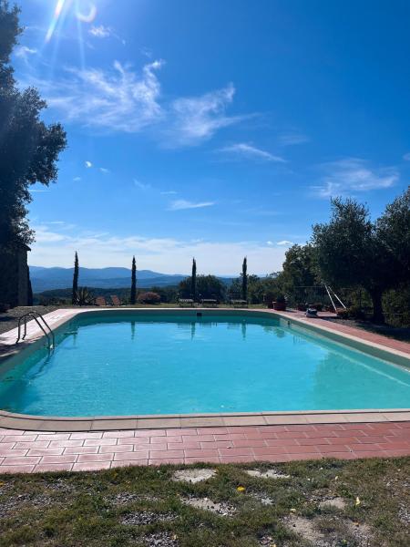 Villa Poggio Bernone, Boek  Prata Hotels met een Zwembad, Zwembad