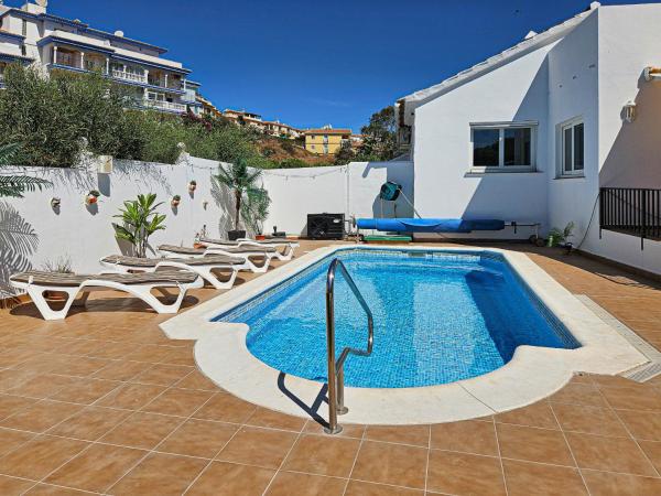 Villa Sunshine in El Faro, Boek  Mijas Costa 