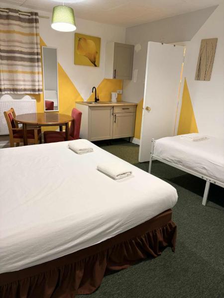 Ground Floor Studio Apartment in Gosport, Free Private Parking, Boek Appartement Hotels in Merseyside met zwembad, Zwembad