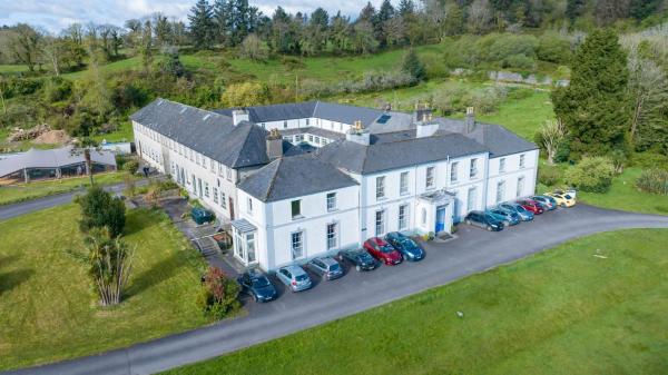 CECAS at Myross Wood House, Boek  Leap County Cork
