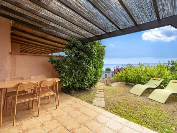 Holiday Home Villa 16 by Interhome, Boek  SantʼAmanza Corsica