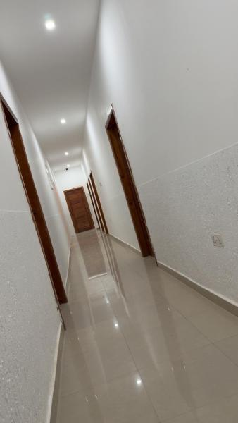 BS Suites, Boek  Kweman Greater Accra