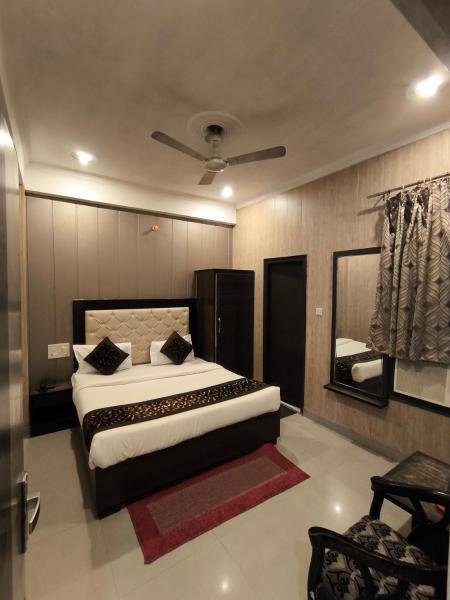 Hotel Aashray, Boek  Haridwār Uttarakhand