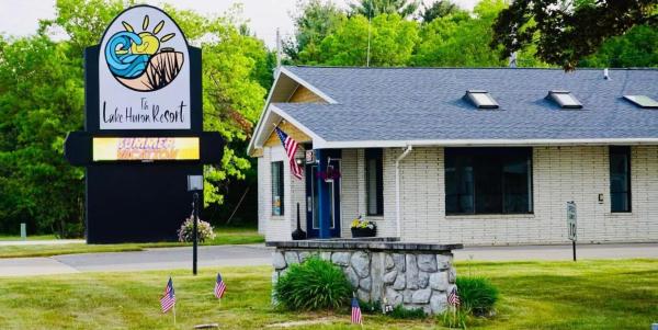 The Lake Huron Resort, Boek  Oscoda Michigan
