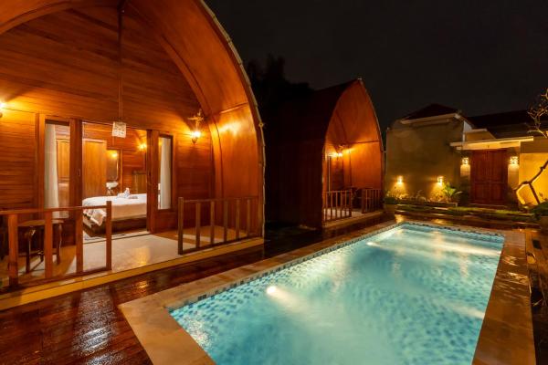 Lumbung Serinity Villa - Adis Villa, Boek  Bali Hotels met Parkeerplaats, Parkeren