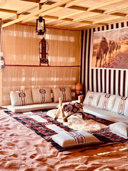 Desert Vibes Camp, Boek  Bidiyah Al Sharqiyah