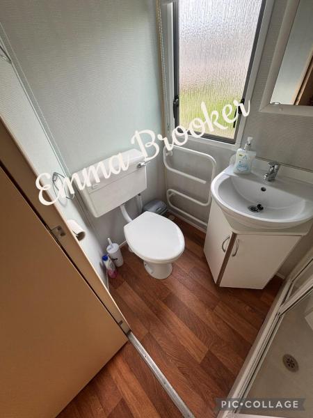 Lapwing 17 Cayton Bay, Boek  Merseyside Hotels met een Zwembad, Zwembad