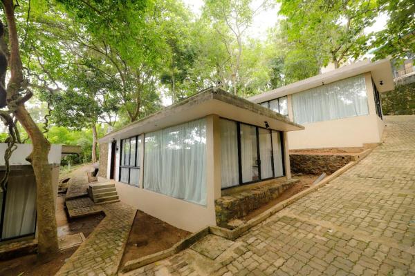 Dilco Nature Resort & Spa, Boek  Nikawatawana Matale District