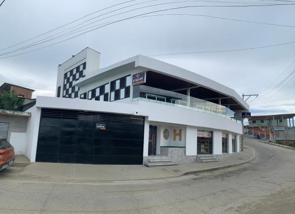 Hostal D\Marv, Boek  Manabi Hotels met Parkeerplaats, Parkeren