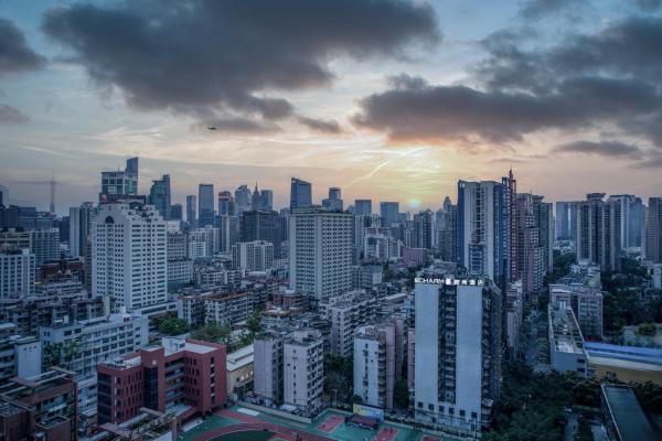 Echarm Hotel Guangzhou Gangding Huashi Subway Station Tianhe North Branch, Boek  Guangdong Hotels met Parkeerplaats, Parkeren