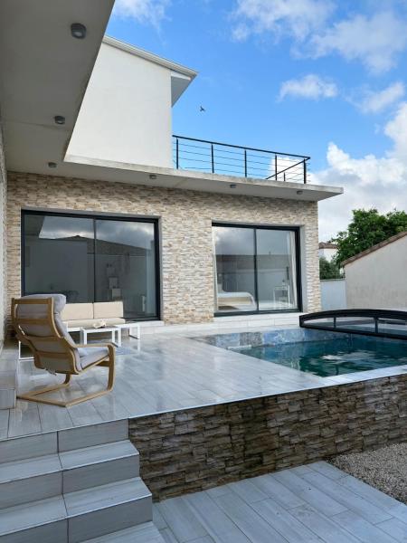 Villa Nana, Boek  Vauvert Gard