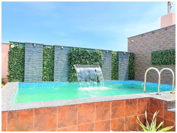 Near Jagannatha Temple Puri RGH-Grand Heritage #Rooftop Pool, Boek  Puri Orissa