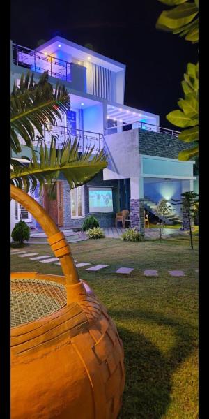 ECR Beach Villa with Private Swimming Pool - R&B, Boek  Tirupporūr Tamil Nadu