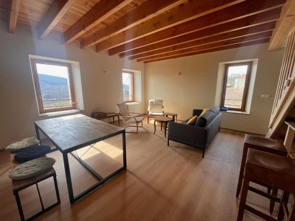 Auberge de Boffres, Boek  Hotels in Rhone-Alpen met parkeren, Parkeren