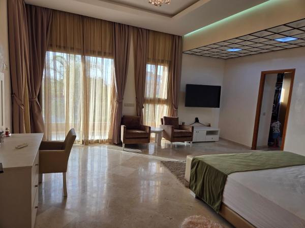 Villa targa prestige, Boek  Hotels in Marrakech-Tensift-Haouz met zwembad, Zwembad