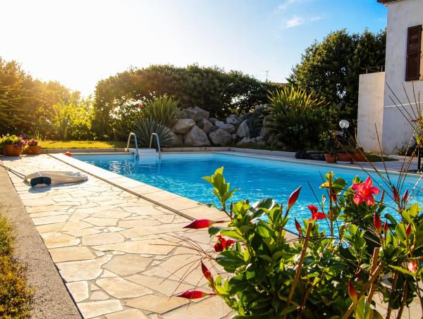 Villa-Sebode mit Pool, Strandnähe & Klimaanlage, Boek  Lumio Balagne