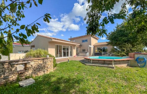 Villa de luxe MASADRIM aux portes d'Uzès, Boek  Serviers-et-Labaume Gard
