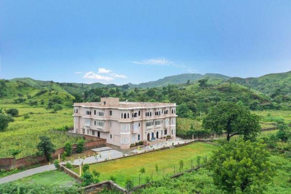 JAG ARAVALI - Nature Peace Paradise - A Lush Green Resort, Boek  Udaipur Rajasthan