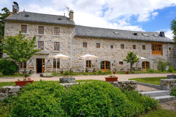Oustal de Parent, Boek  Hotels in Rhone-Alpen met parkeren, Parkeren