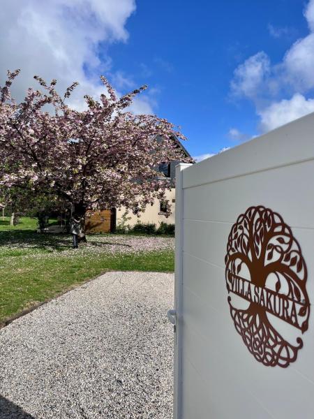 Villa Sakura, Boek  Beaumont-en-Auge 