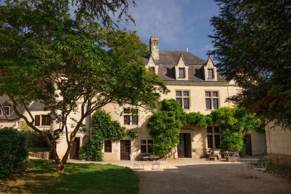 Manoir saint Eusèbe, Boek  Hotels in Centre met parkeren, Parkeren
