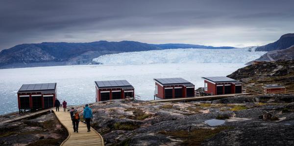 Eqi Glacier Lodge - World of Greenland - 5 hours boat trip from Ilulissat & full board included, Boek  Ilulissat Avanaata Commune