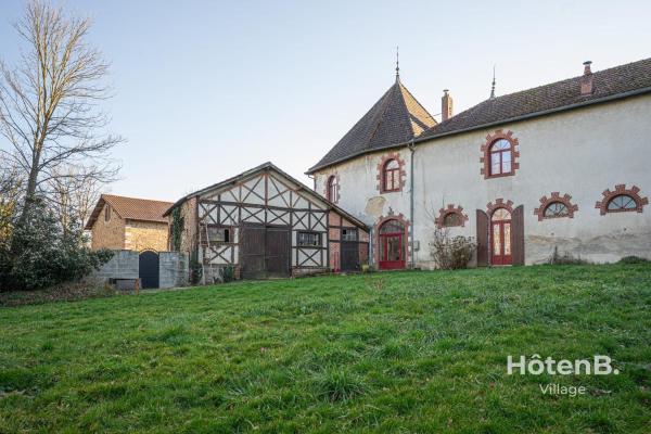 Le Florentin - Spacious Family Home in a Peaceful Village near Limoges, Boek  Condat-sur-Vienne Limousin