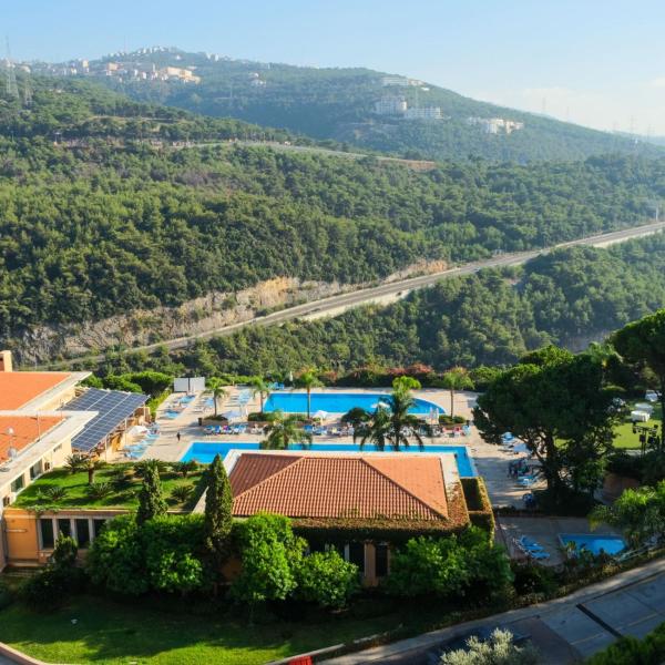 Country Lodge Hotel & Resort, Boek Resort Hazmieh 