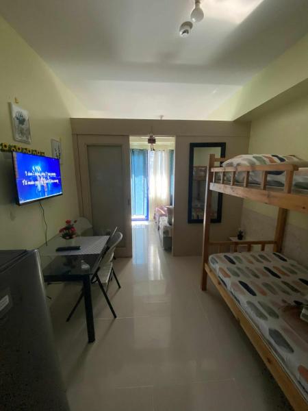 Sea Residences Dina, Boek  Manilla 