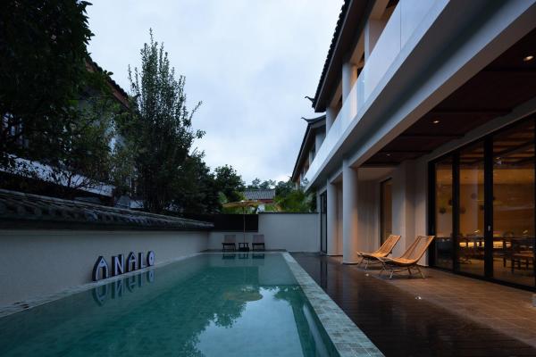 ANALO Resort Hotel, Boek  Yunnan Hotels met een Zwembad, Zwembad