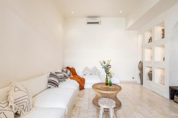 Casa Alexandrite Stylish Mediterranean 3BR Villa, Boek  Bali Hotels met een Zwembad, Zwembad